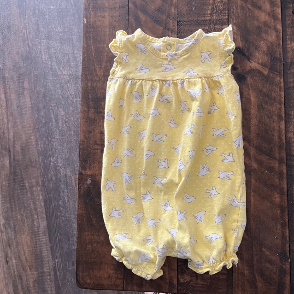 Baby Romper‎ Yellow Bird Print Ruffle Sleeves Summer Outfit